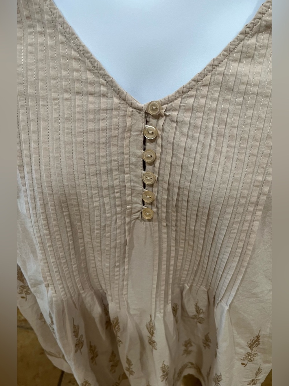 Catherines Light Cotton Blouse 14W/16W Khaki Pleating Buttons Embroidery Detail - Picture 4 of 15